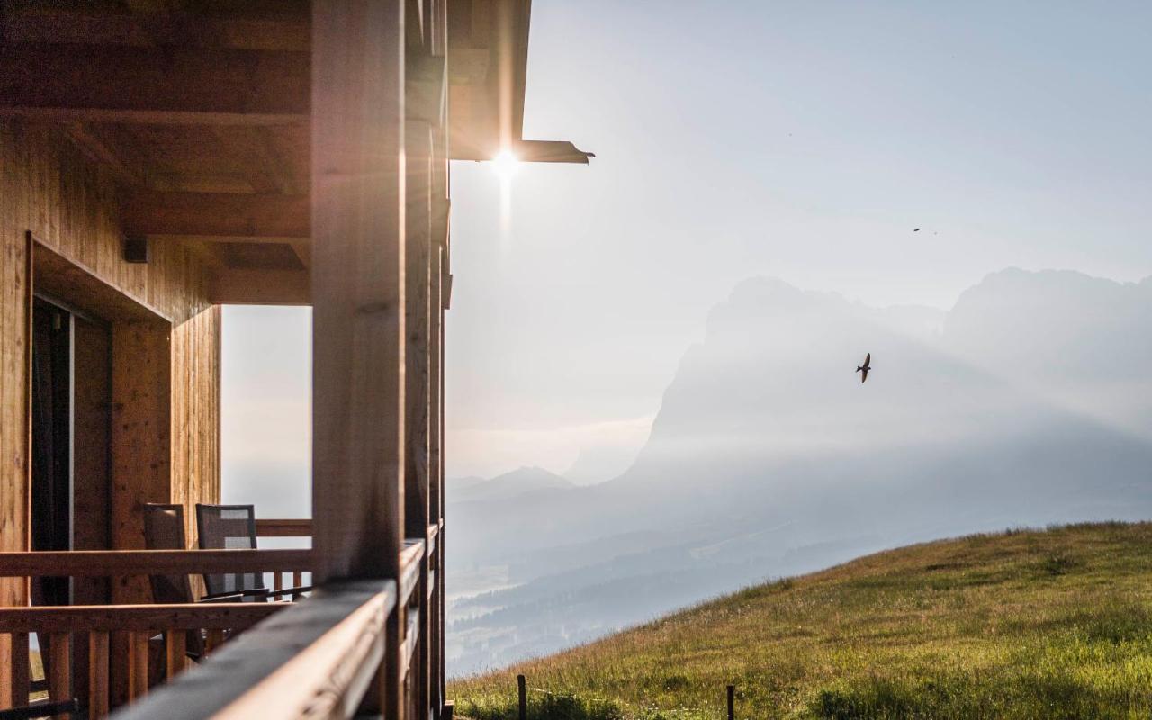 Hotel Goldknopf Alpe Di Siusi Kültér fotó