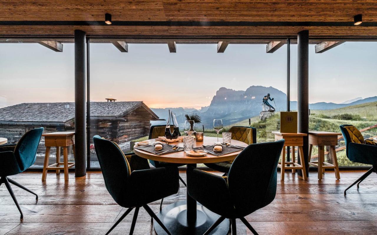 Hotel Goldknopf Alpe Di Siusi Kültér fotó
