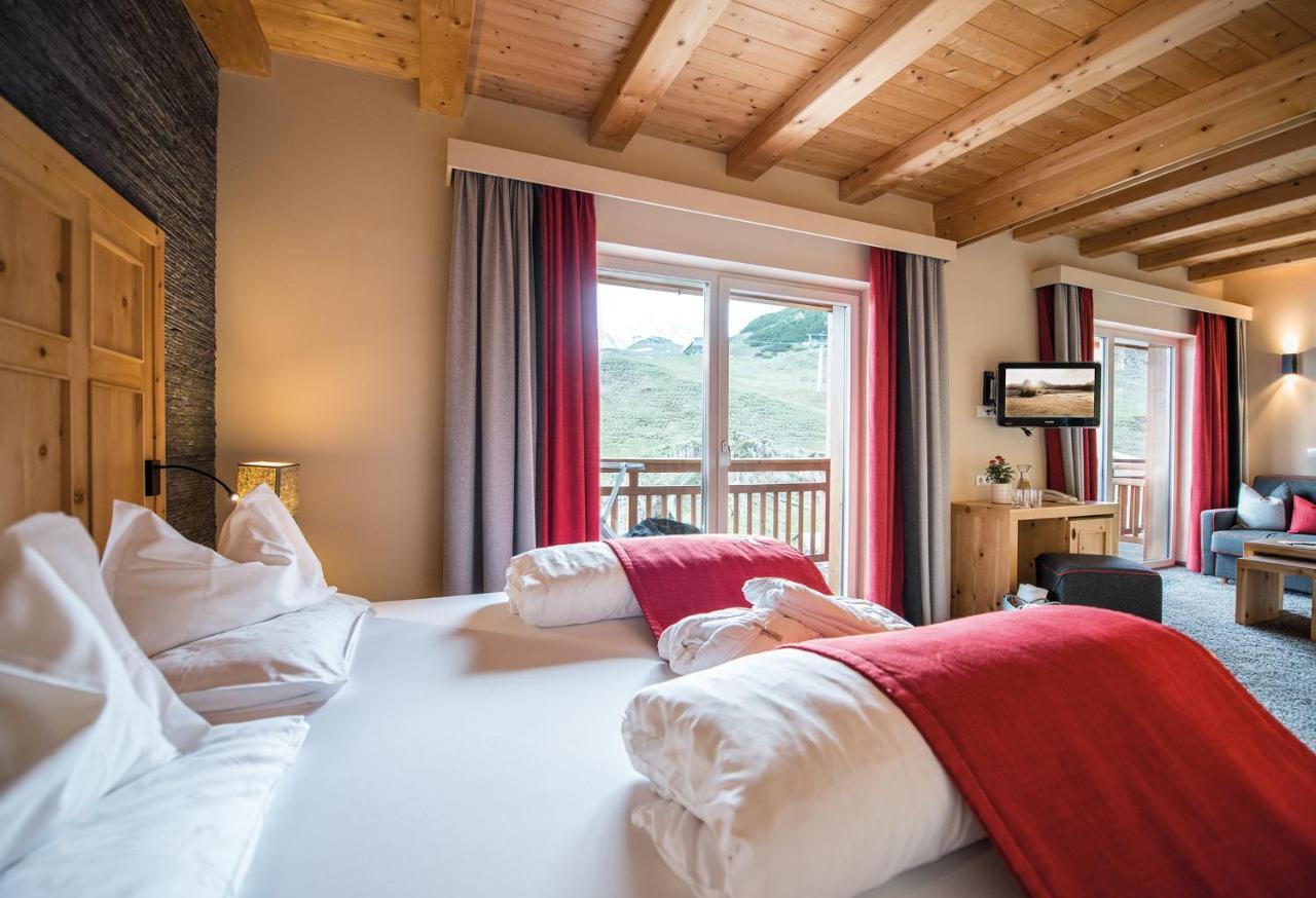 Hotel Goldknopf Alpe Di Siusi Kültér fotó