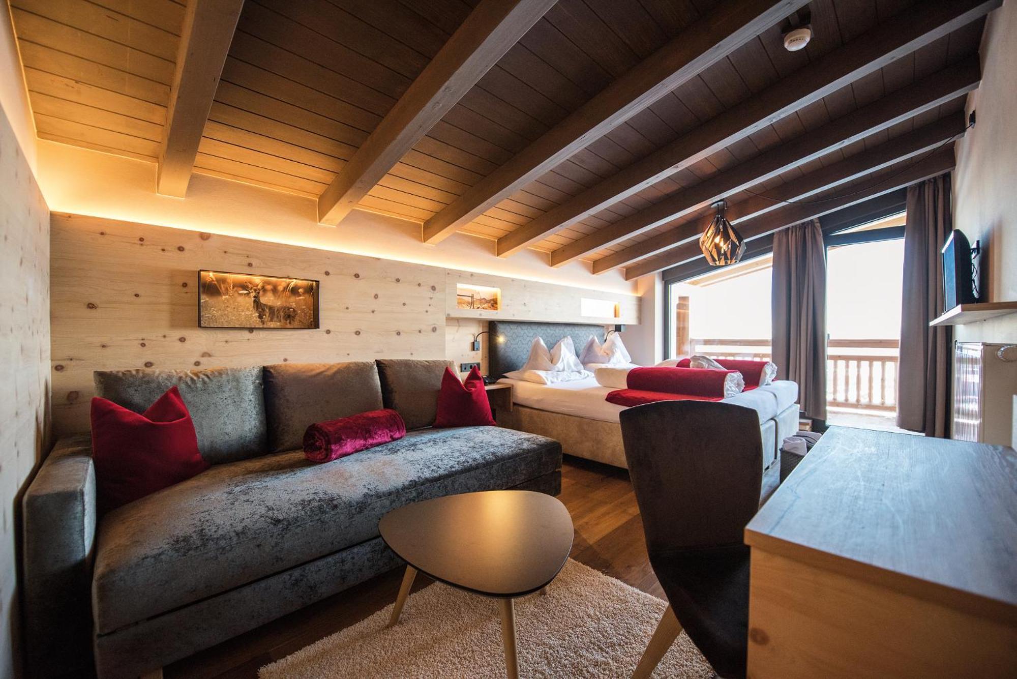Hotel Goldknopf Alpe Di Siusi Kültér fotó