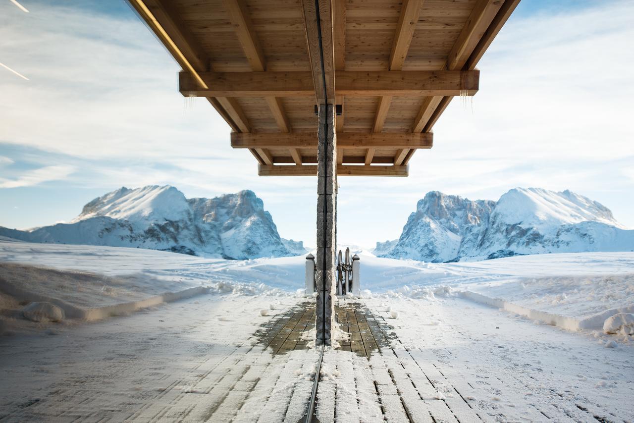 Hotel Goldknopf Alpe Di Siusi Kültér fotó