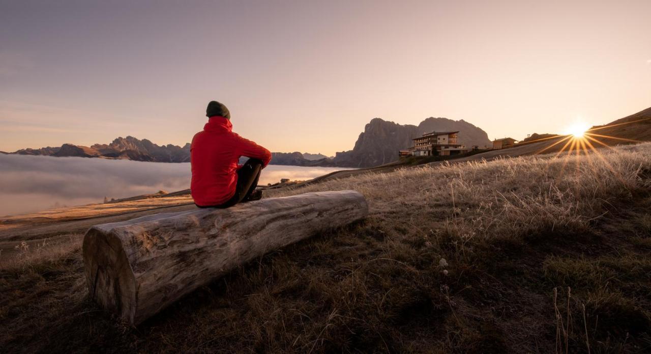 Hotel Goldknopf Alpe Di Siusi Kültér fotó
