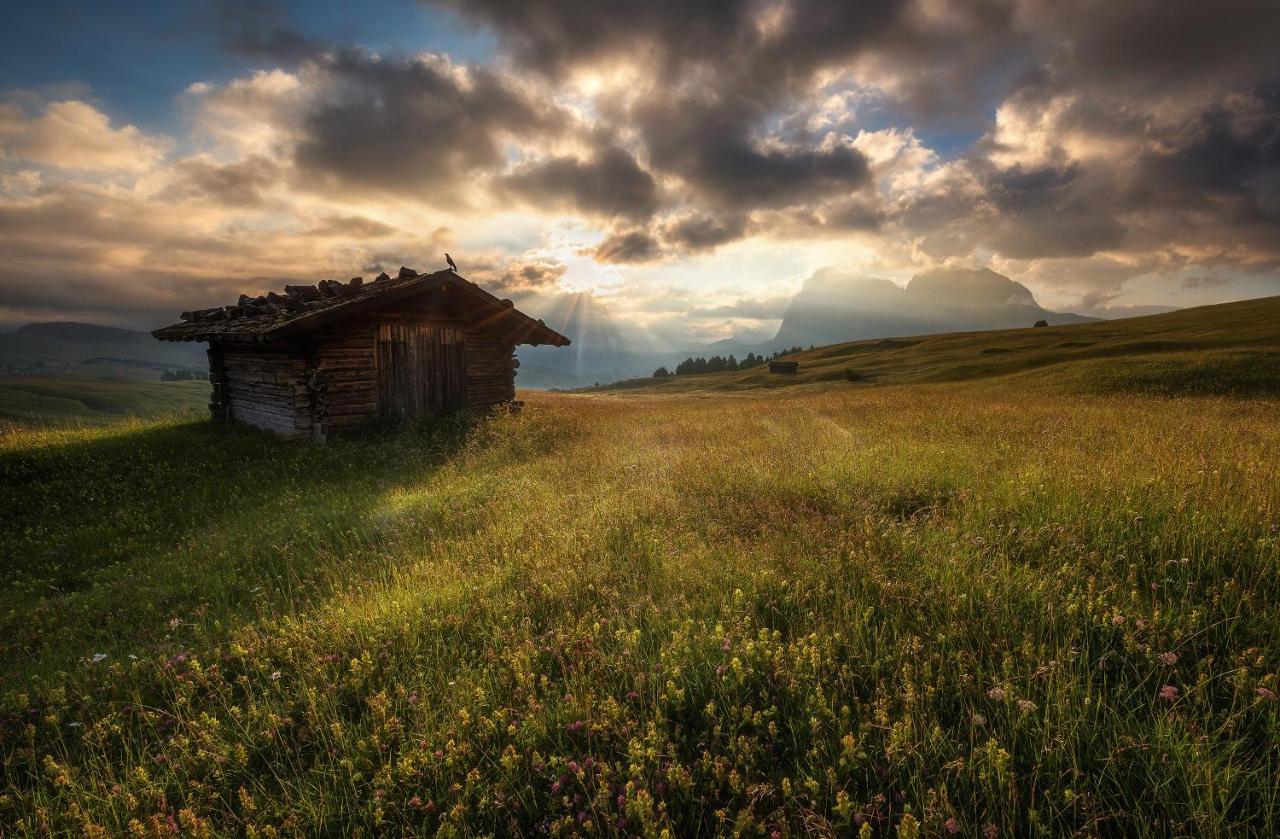 Hotel Goldknopf Alpe Di Siusi Kültér fotó